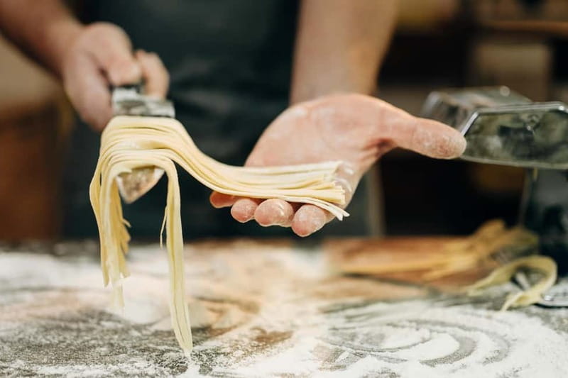 Florence: Tuscan cooking class with handmade pasta and wine - From flour and eggs to workable dough