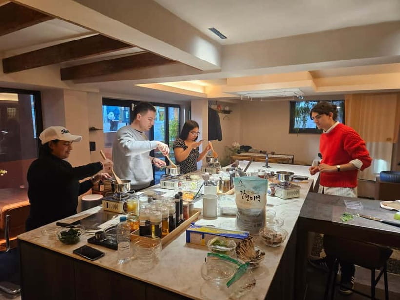 From Forest to Table: A Hansik Cooking Journey in Seoul - Key points at a glance
