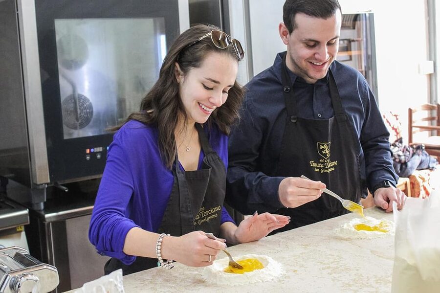 From Livorno: Authentic italian Pasta Cooking Class - Reaching the Livorno meeting point from your ship