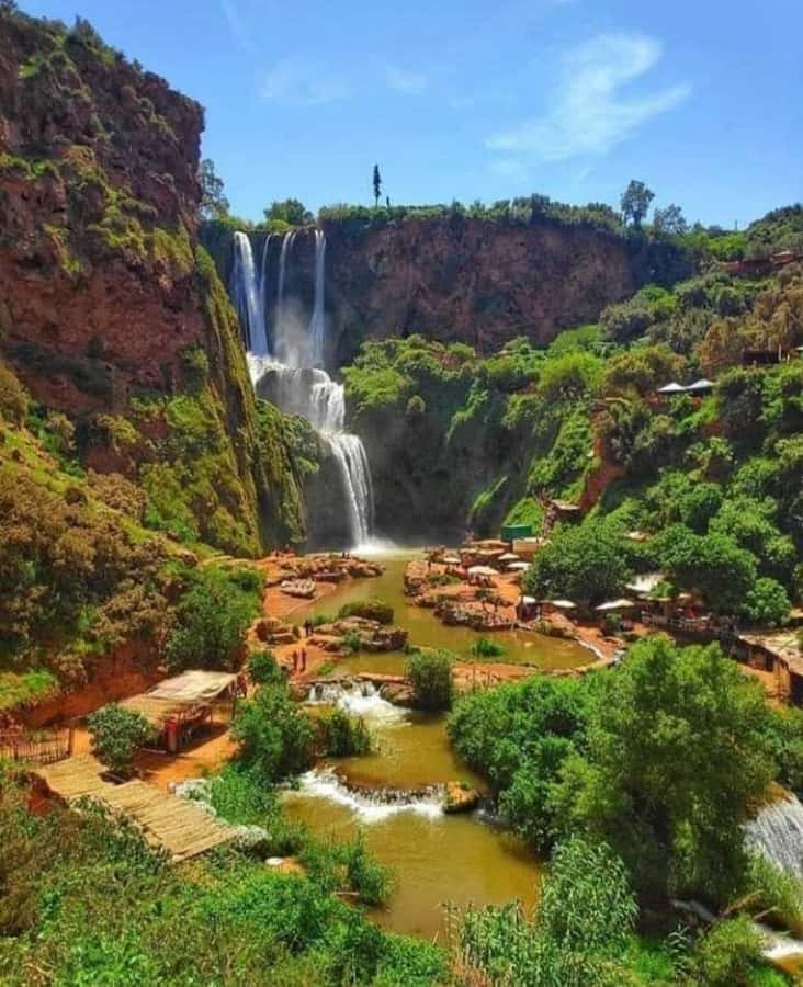 From Marrakech: Ouzoud Waterfalls Guided Hike and Boat Trip - Getting close by boat