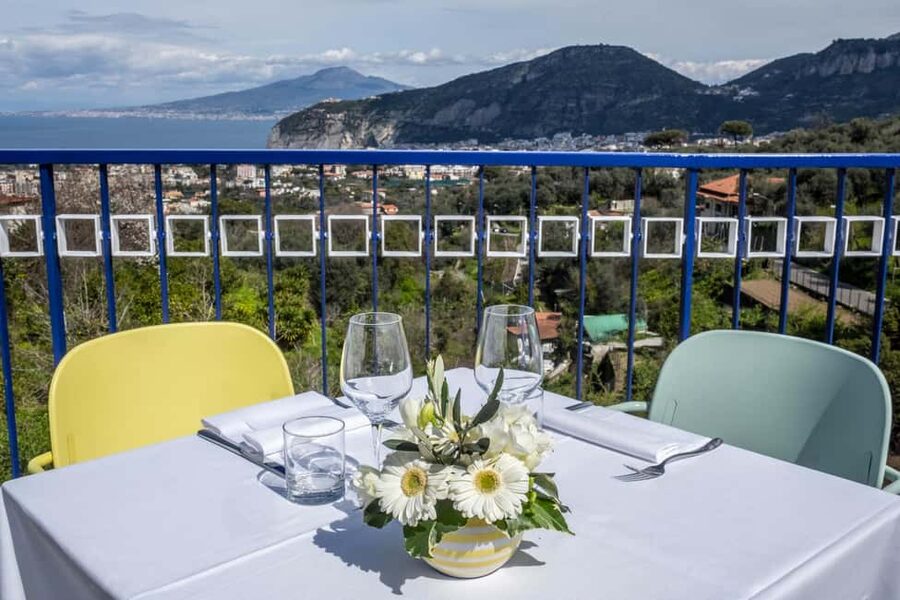 From Sorrento: Pizza-Making Class w/ View of Mount Vesuvius - Key points to know before booking
