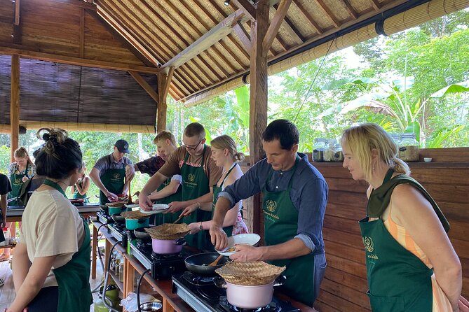 From Ubud: Authentic Bali Farm Cooking School & Organic Farm - Friendly teaching that works for beginners