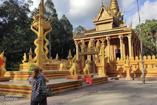Full-Day Experience in Mekong Cycling and Authentic Home Cooking - Cycling through villages and farmland