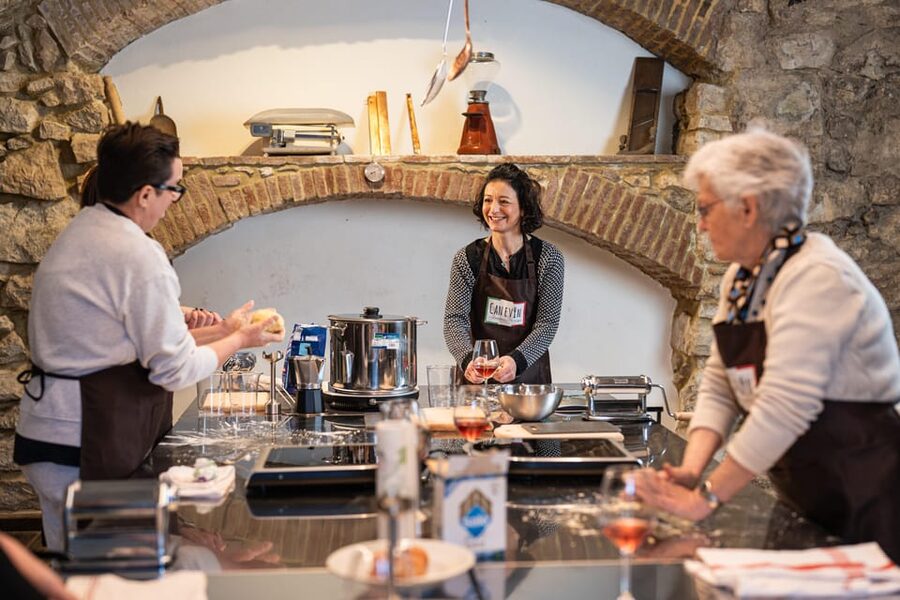 Garda: Cooking Class with Dessert - Making pasta from scratch in Garda