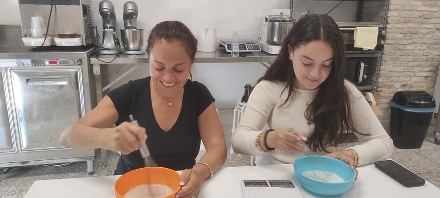 Gelato Cooking Class in Rome - Create & Taste Italian Gelato - Professional machines and the science of smooth gelato