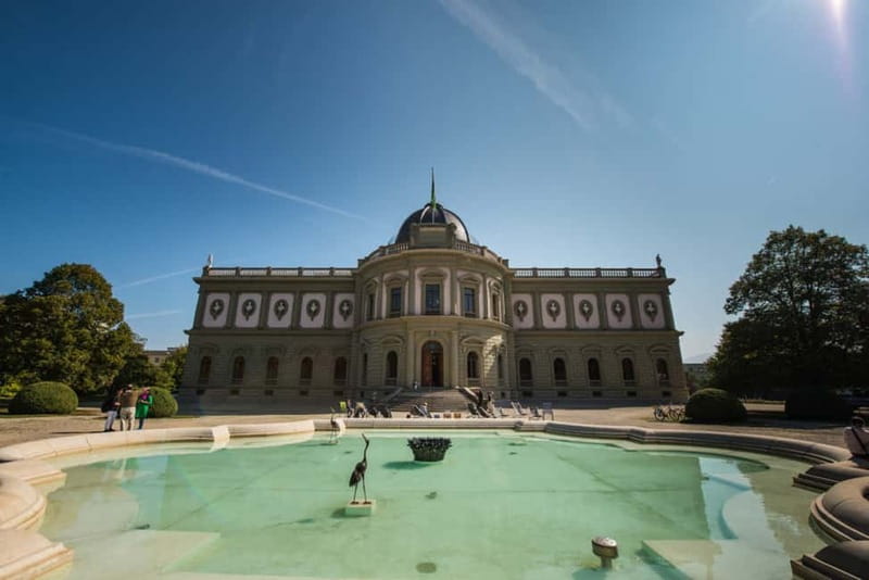 Geneva: City Tour and Fondue Cooking Class, Swiss Folklore - Starting at Geneva’s international district
