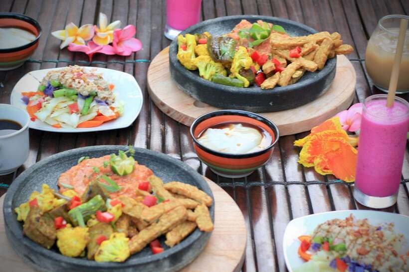 Gili air: Kaktus traditional cooking class - Friendly instructors and a calm teaching style