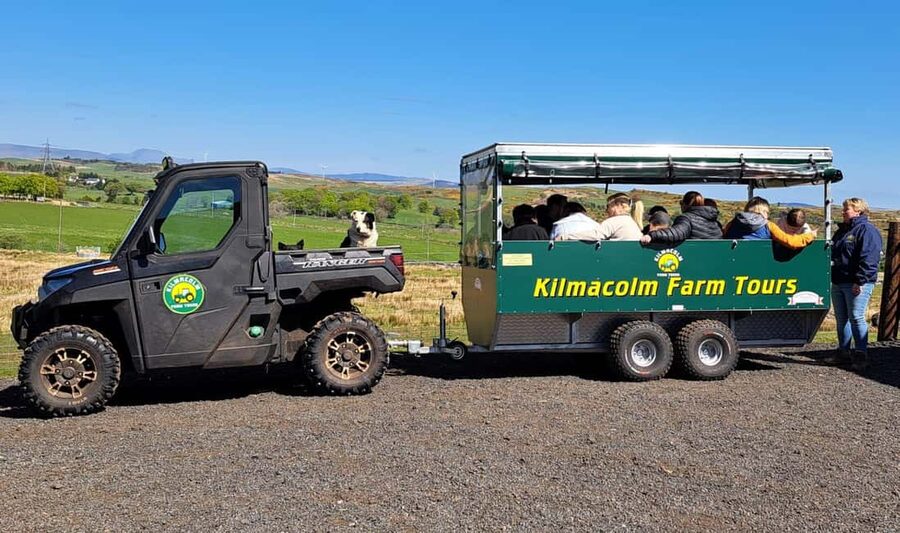 Glasgow: Highland Cow Trailer Tour with home baking - The reception centre finish