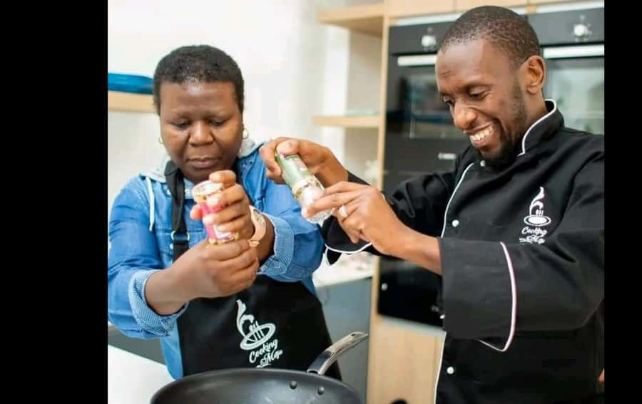 GQ: City Walking Tour & African Cuisine Cooking Class - Starting with Gqeberha’s city story