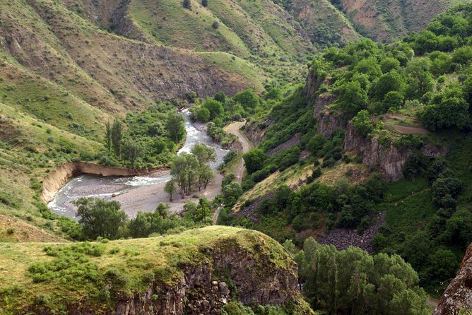 Group Tour: Garni, Symphony of Stones, Geghard, Lavash Baking - Practical details that can save you trouble