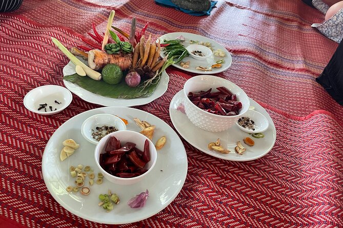Half-Day Thai Cooking Class at Organic Farm in Chiang Mai - What happens at your cooking station
