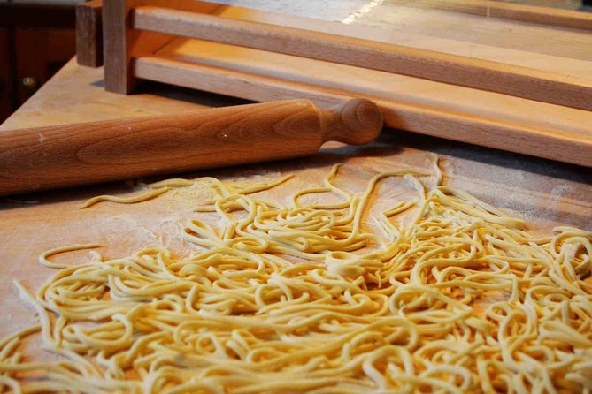 Hands on Italian Cooking Classes - Learning pasta, sauces, and Umbrian technique