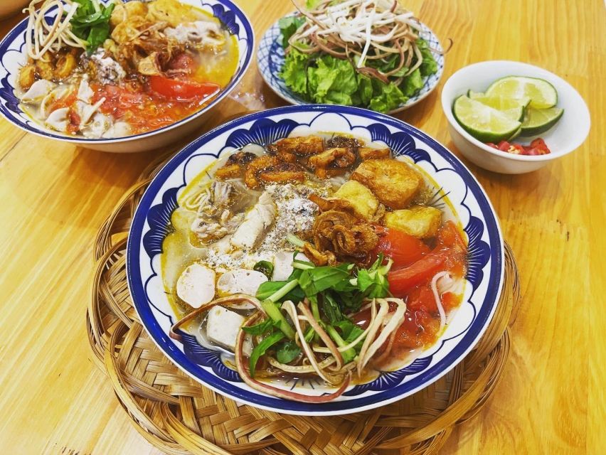 Hanoi: 5 Local Dishes Cooking Class with Meal & Market Visit - Key points at a glance