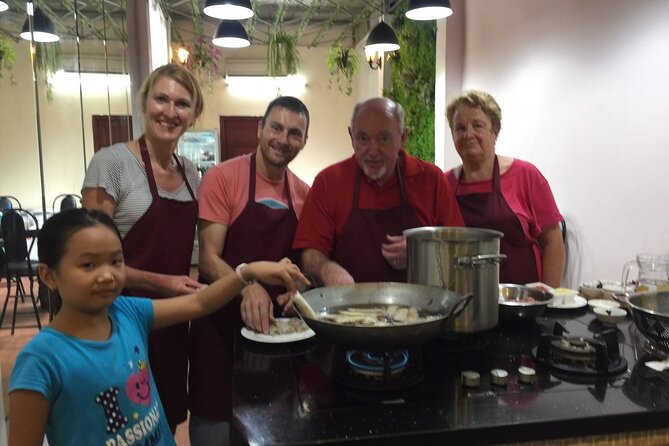 Hanoi Cooking Class and Market Tour in Ancient House - Who will enjoy this class most