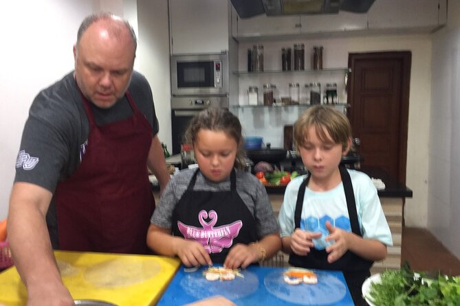 Hanoi Cooking Class and Market Tour in Ancient House - Four dishes and a lesson in balance
