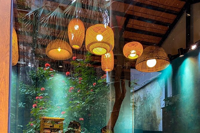 Hanoi: Handcrafted Wood Carving Workshop with Local Artisan - A quiet creative break in Hanoi