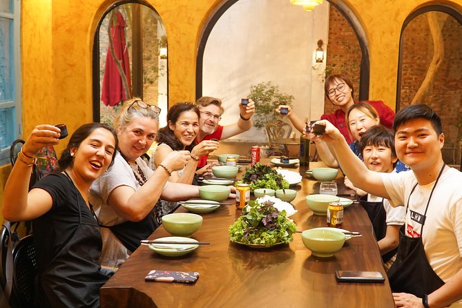 Hanoi Market & Villa Cooking Class: Free Old Quarter Transfer - From Old Quarter hotel to Hanoi market