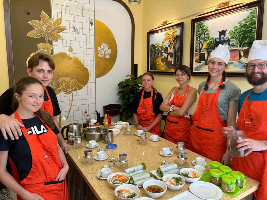 Hanoi: Maya Traditional Cooking Class & Market Tour - Starting at Yen Thai Market in Hanoi