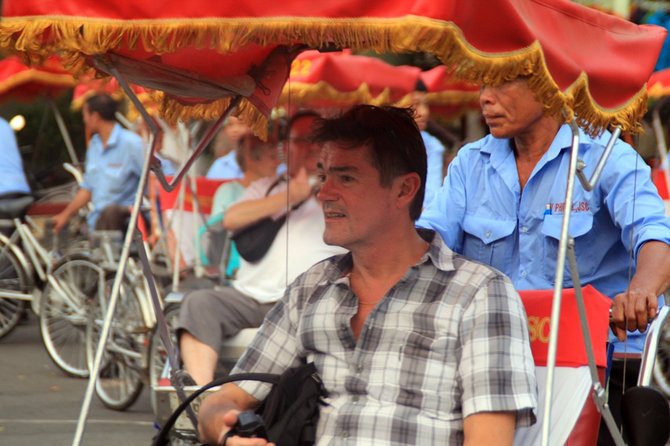 Hanoi Private Trip: Explore local culture, monument, cooking class & puppet show - Hoan Kiem Lake, Ngoc Son Temple, and the city center