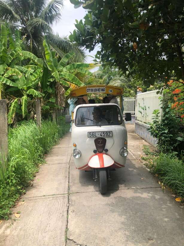 HCM: Mekong Delta Islands Boat & Tuk-Tuk Tour with Tastings - Lunch beside the waterways