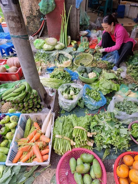 HCMc:Vietnamese Cooking Class with Local market tour & Meal - Who will get the most from this activity