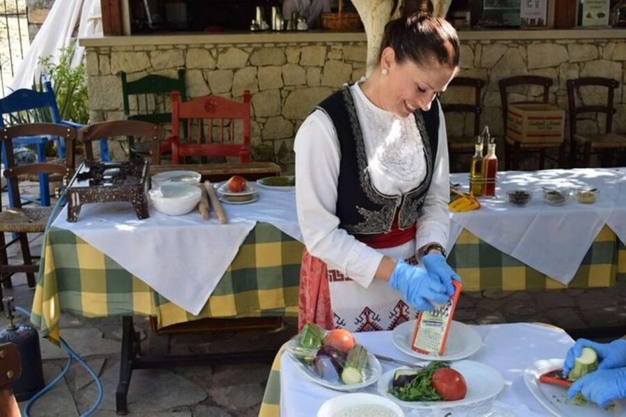 Heraklion: Cretan Cooking Lesson with Lunch in Arolithos - Why the simple food works
