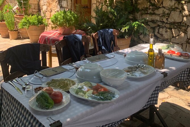 Heraklion: Cretan private cooking lesson with lunch in Arolithos - What you will prepare at the taverna