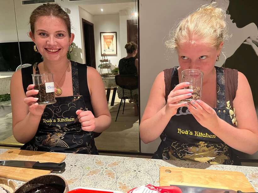 Ho Chi Minh City: Vietnamese Homestyle Cooking Class - Vegetarian, vegan, gluten-free, and allergy-aware choices