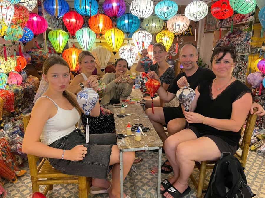 HOI AN Cooking Class and Lantern Workshop - Choosing the morning or afternoon version