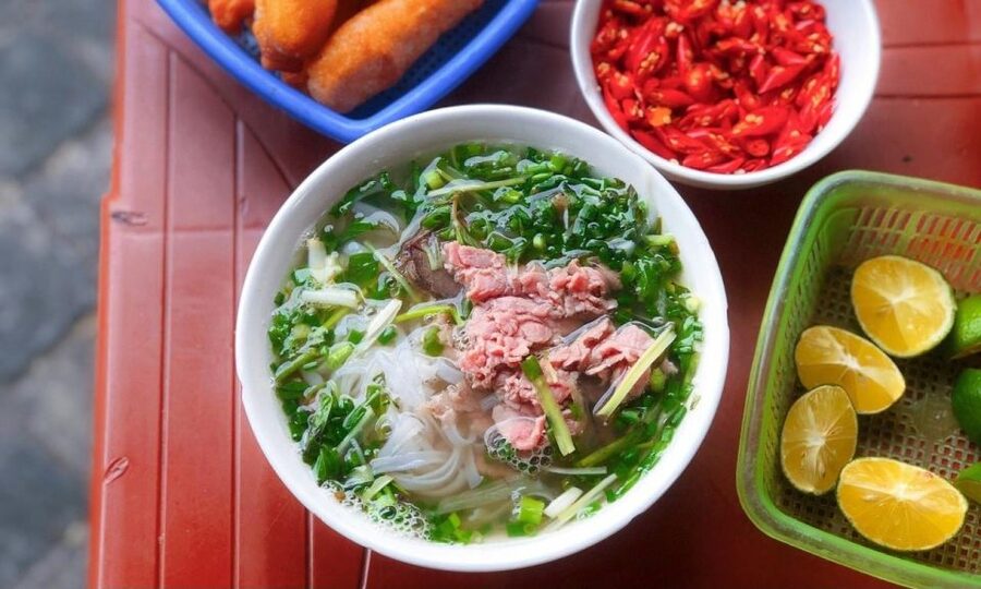 Hoi An: Cooking Class + basket boat (free transfer in Hoian) - What the cooking session feels like