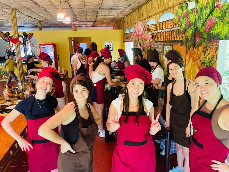 Hoi An: Cooking Class in Coconut Jungle with Market Tour - Net fishing and the purple-crab stop