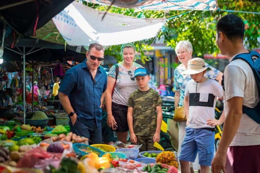 Hoi An: Cooking Class, Local Market & Basket Boat Experience - A cooking class with four dishes