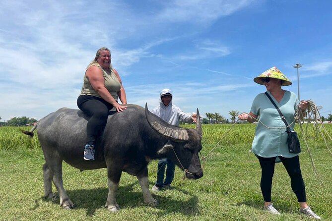 “Hoi An Countryside Cycling Tour–Farming Experience–Cooking Class - Tra Que Vegetable Village and the farming lesson