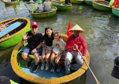 Hoi An / Da Nang: Lantern, Basket Boat & Cooking Class