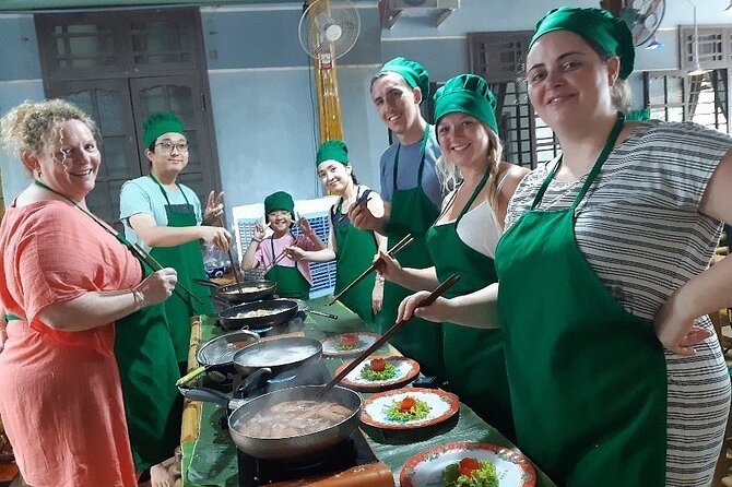 Hoi An Eco & Cooking Class Tour - Cam Thanh and the round bamboo boats