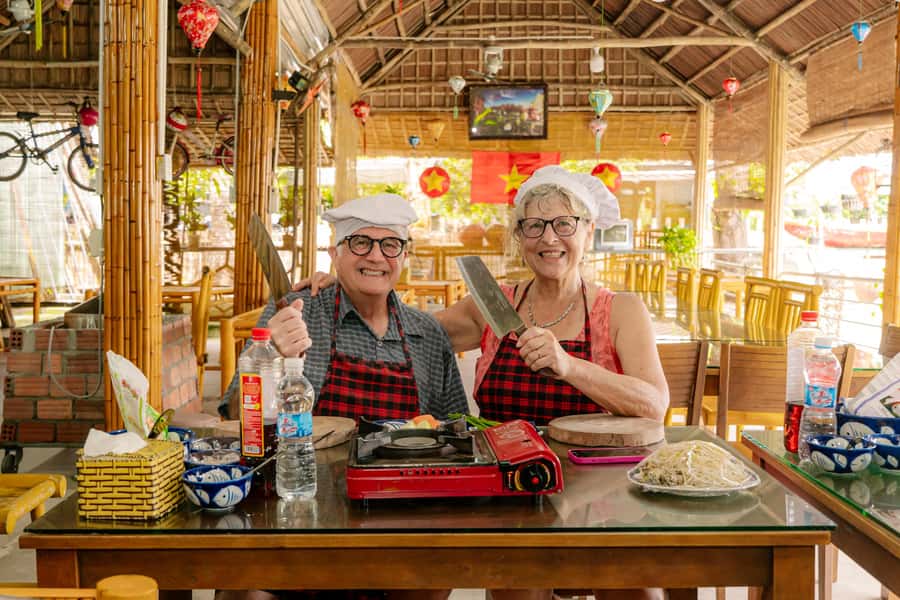 Hoi An: Lantern Making, Basket Boat, and Cooking Class - Weather, clothing, and practical preparation