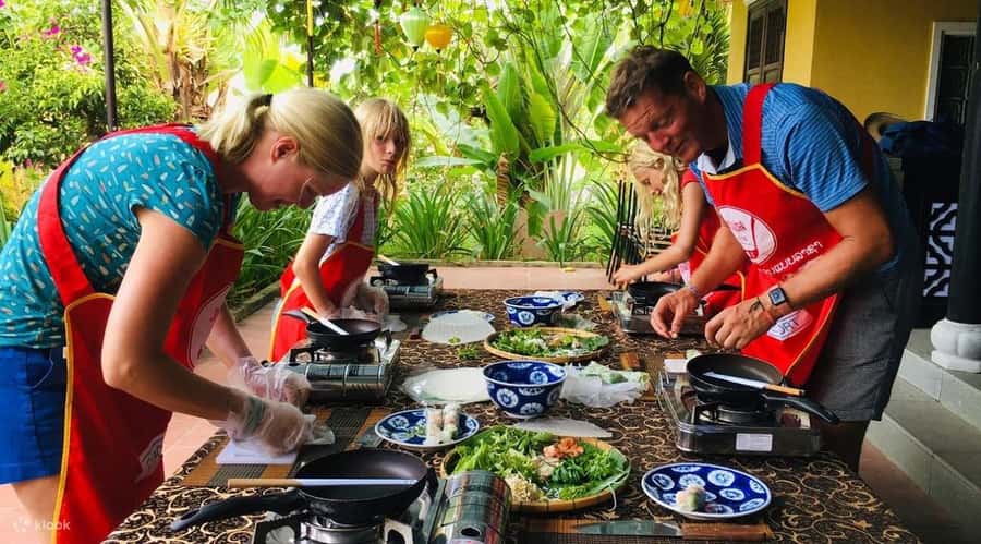 Hoi An: Making Lantern &Cooking Class with Basket Boat Ride - How the schedule feels in real use