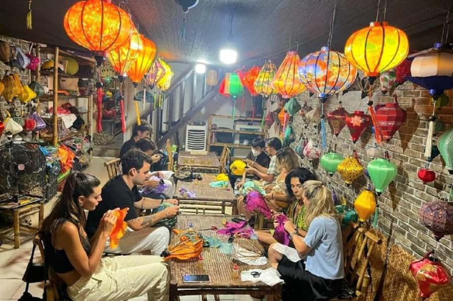 Hoi An: Making Lantern &Cooking Class with Basket Boat Ride - Starting at the local market