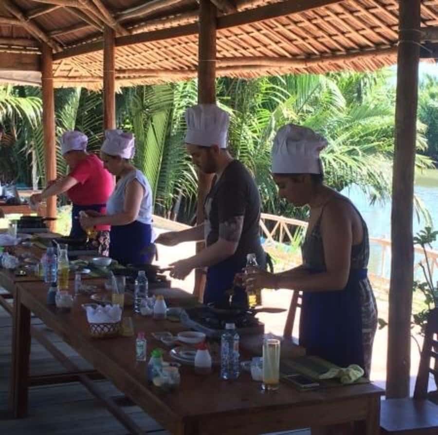 Hoi An: Tra Que Herb Village Cooking Class - Practical tips for a smoother class