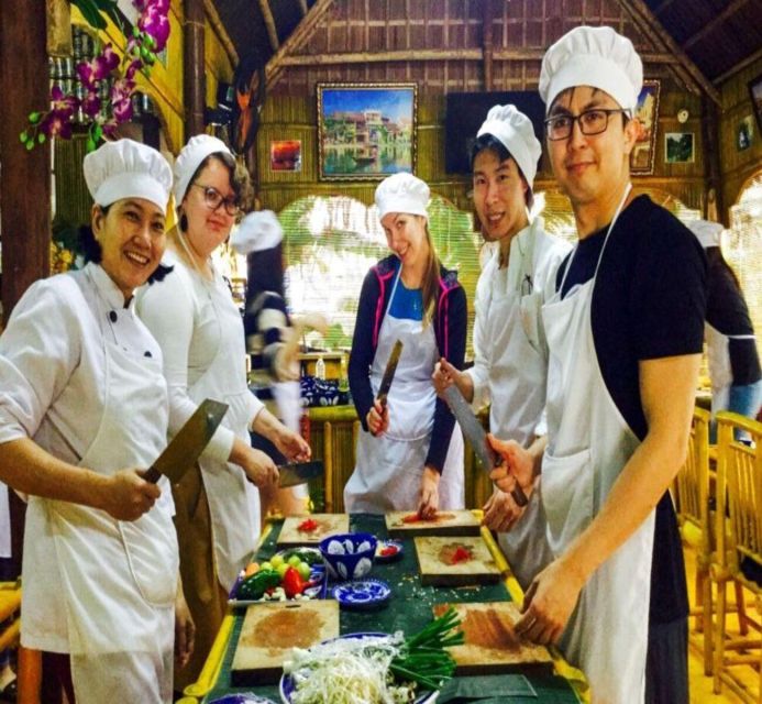Hoi An: Traditional Cooking Class & meal with Local Family - What makes the setting worthwhile
