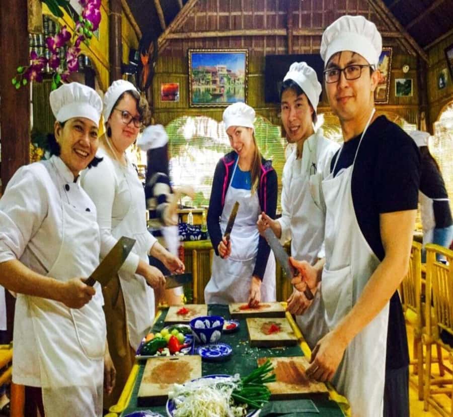 Hoi An Traditional Cooking Class with hotel Transfer - Who Should Book This Cooking Class