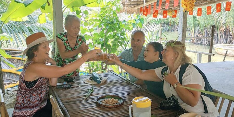 Hoi An Vegan Cooking School with Local Chef and Basket Boat - Meeting the local chef and learning at a family-style kitchen