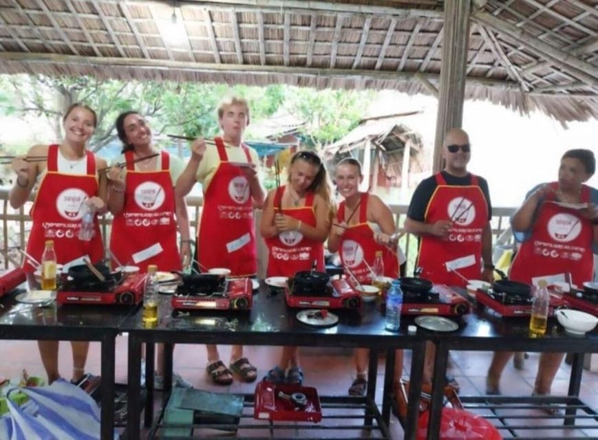 Hoi An: Vegetarian Cooking Class w Local Family and transfer - Optional basket boat ride in the coconut village
