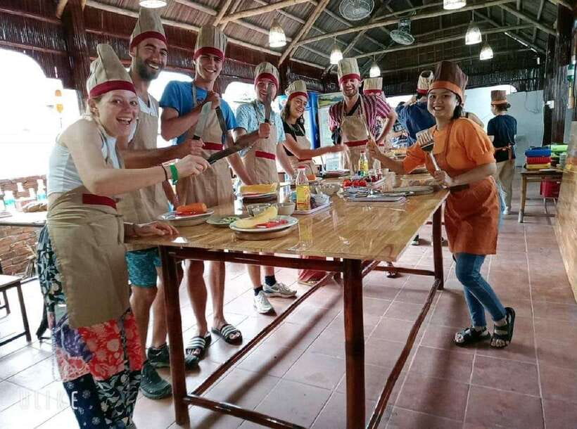 Hoi An : Vietnamese Cooking Class with Hotel Pickup - What to bring and what to tell the chef