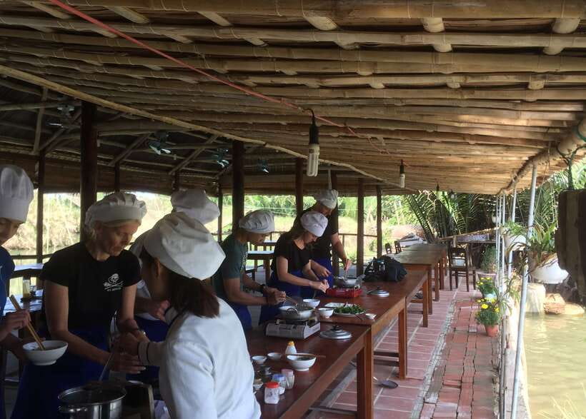 Hoian/Danang: Eco Cooking Class, Cruise Trip, Basket Boat - Rice Paper Making Before the Cooking Class