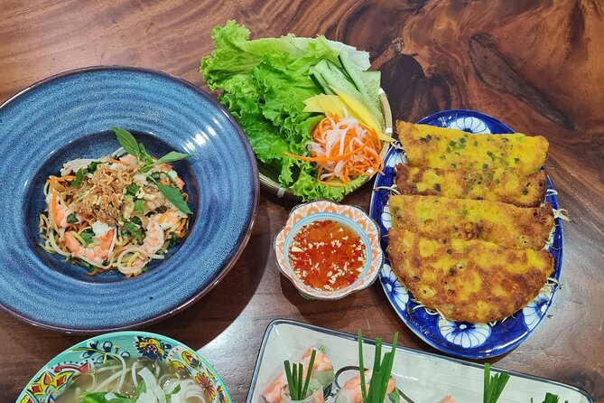 Home Cooking Class: Market, Garden and cooking 4 dishes - A local home is the classroom