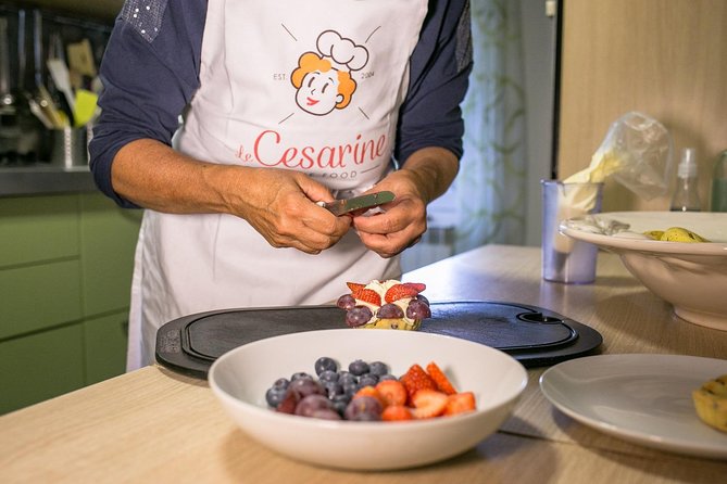 Home Cooking Class & Meal with a Local in Riomaggiore - The real challenge is reaching the house