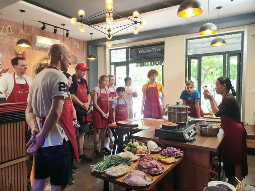 Hue : Cooking Class with Local Family - The home setting is the main attraction