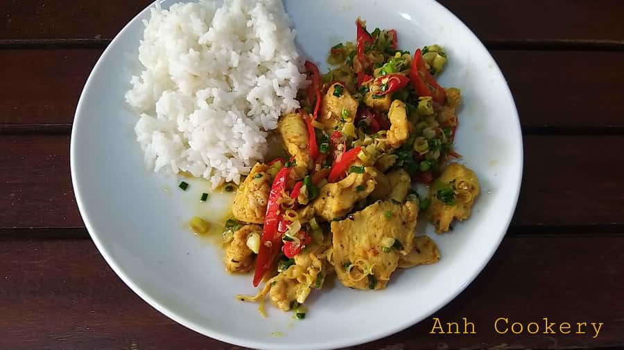 Hue Cooking Class with local-Visit market, cook local food - Key Points at a Glance
