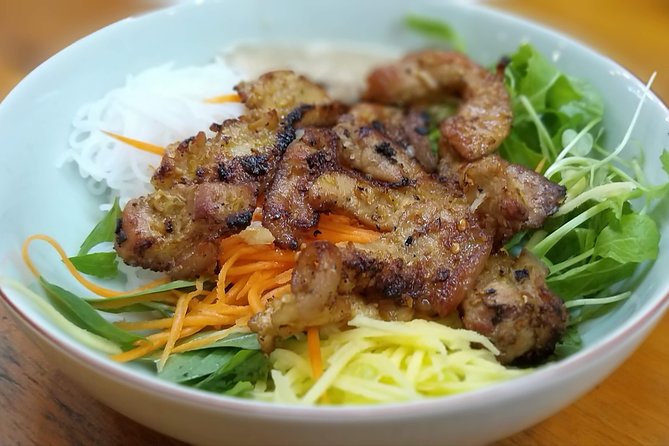 Hue Specialty Food Cooking Class - Learning to cook with a local Hue chef